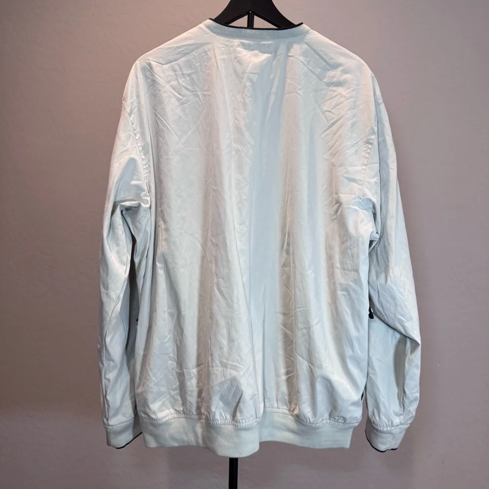 Izod XFG Off-White V-Neck Windbreaker, Zip Pockets,‎ Size XL